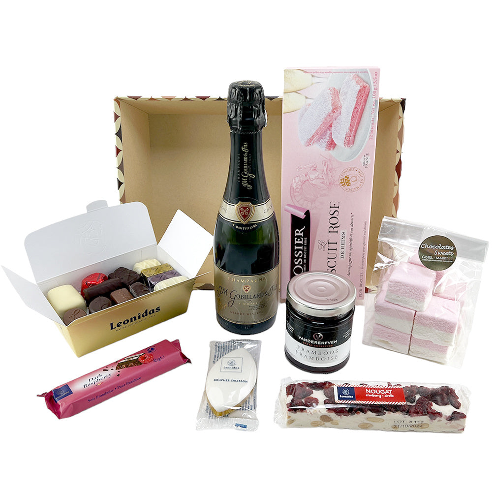 Mand L champagne studio 2024